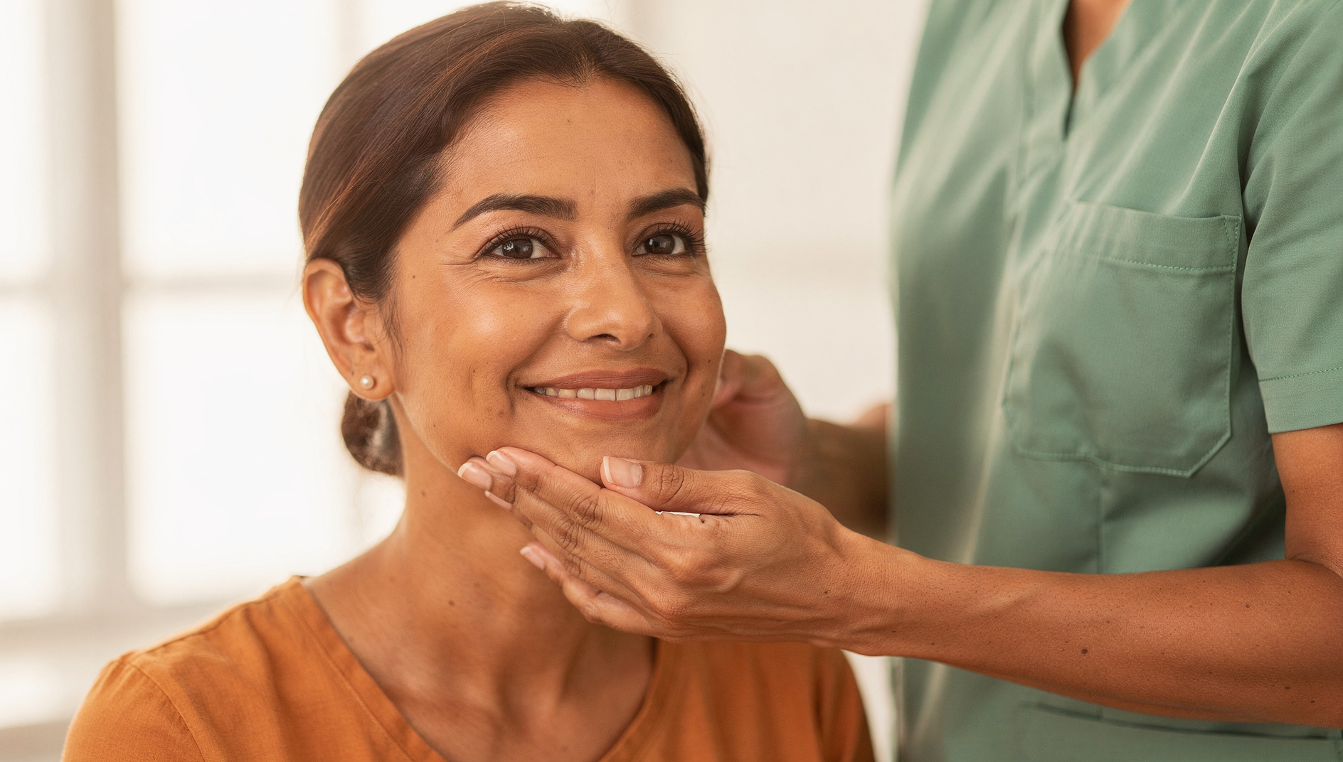 Sesión de rehabilitación de parálisis facial en Neurocenter